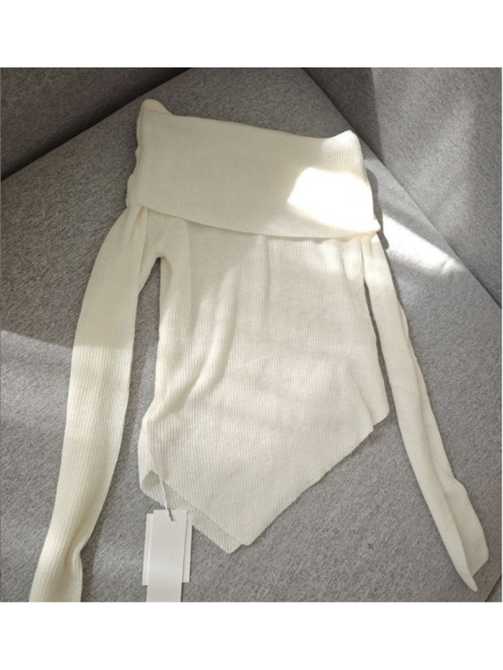 Soft Wool & Alpaca Blend Off-Shoulder Knit Top
